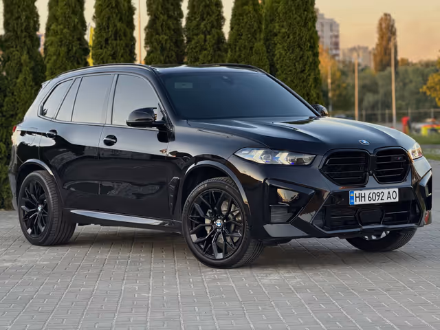 BMW X5 - фото 2