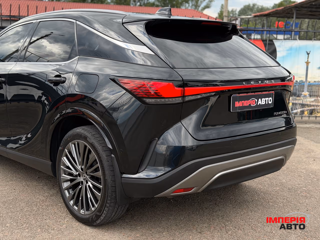 Lexus RX - фото 9