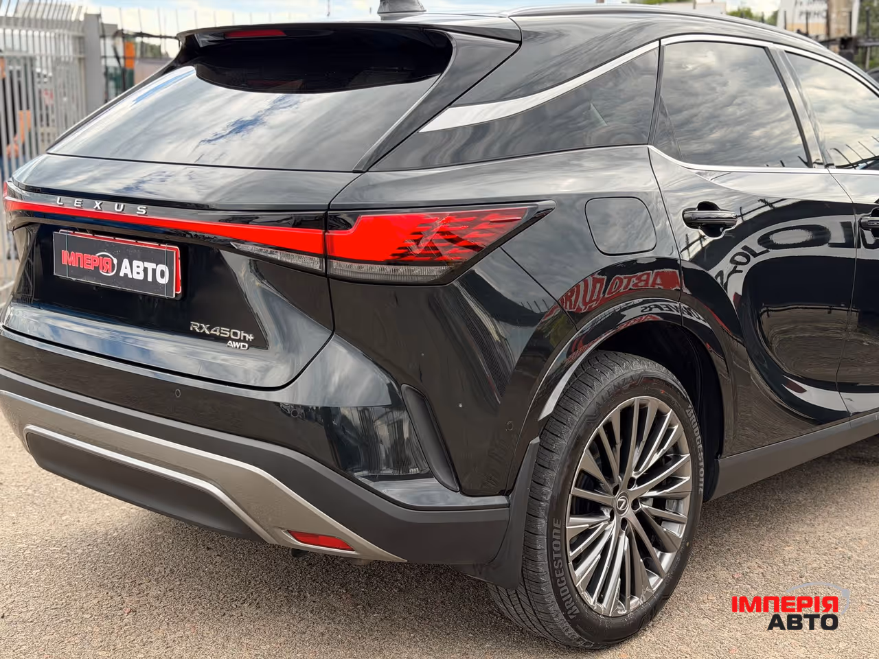 Lexus RX - фото 5