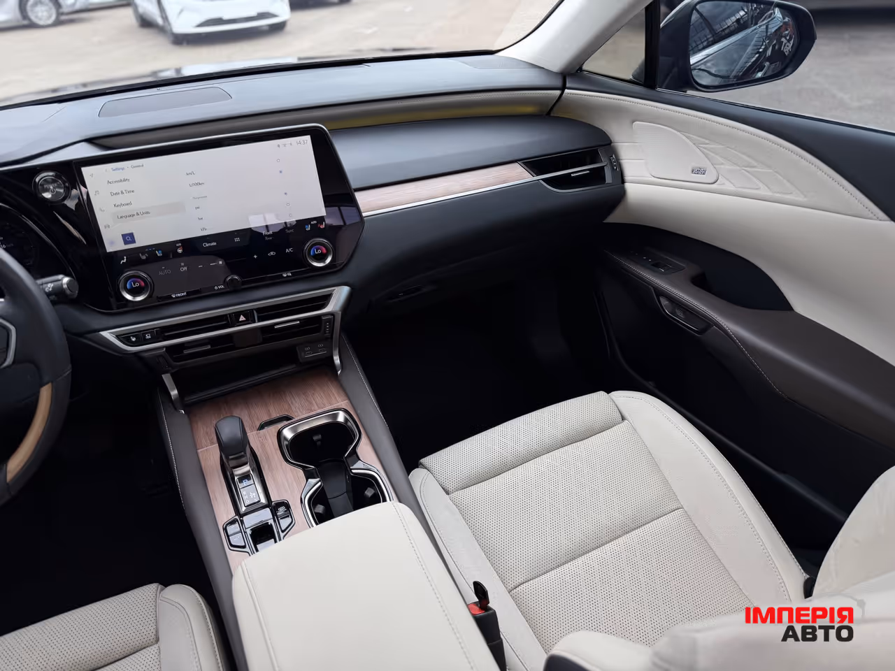 Lexus RX - фото 16