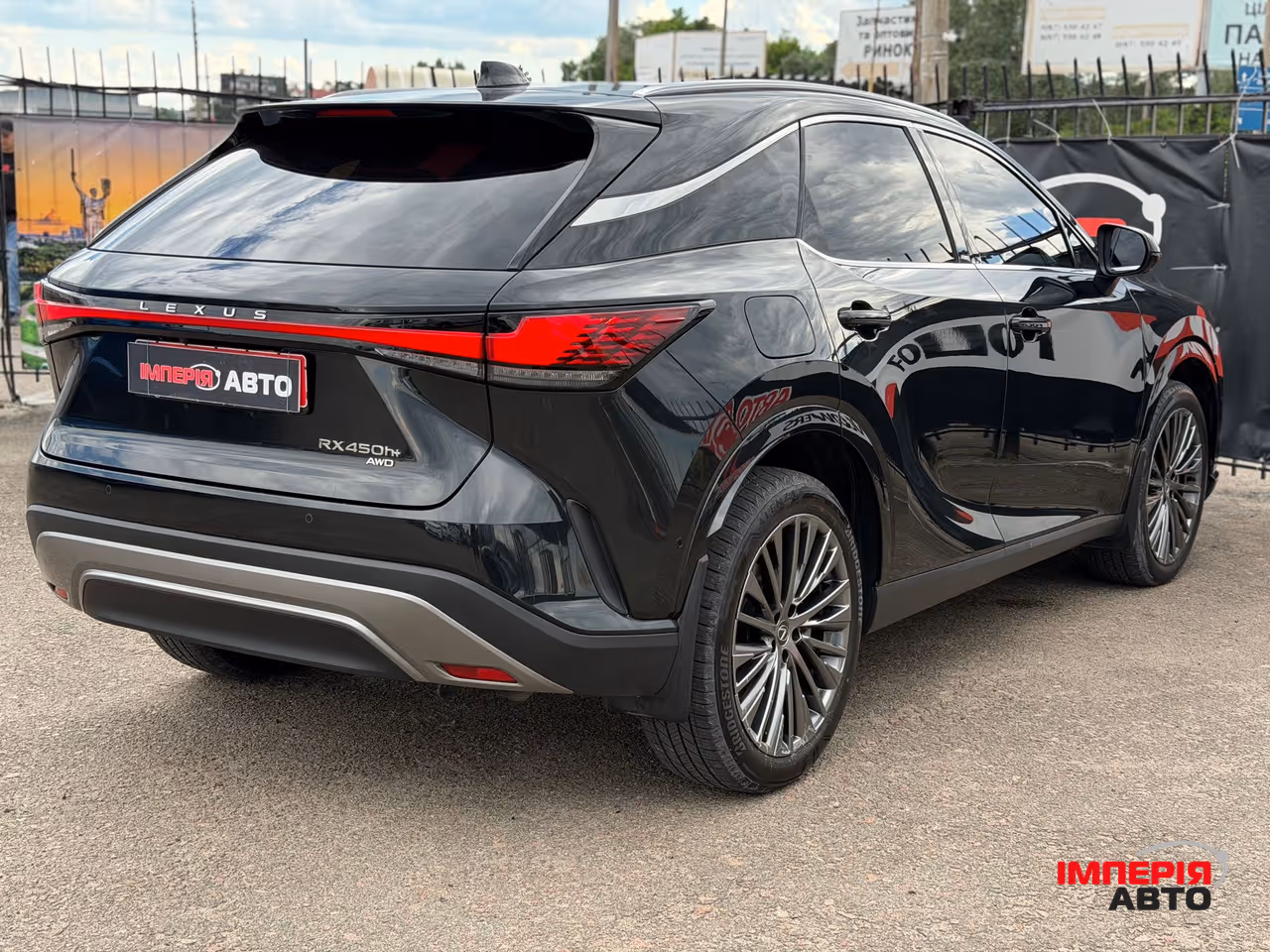 Lexus RX - фото 6