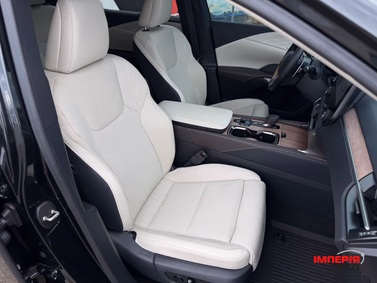 Lexus RX - фото 21