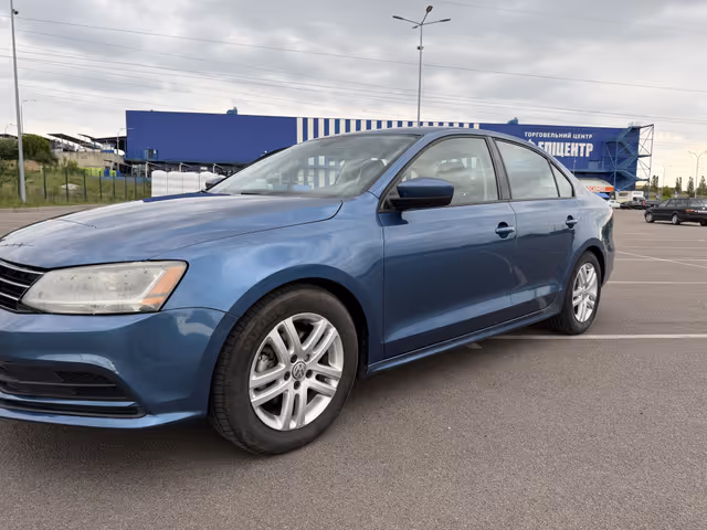 Volkswagen Jetta - фото 3