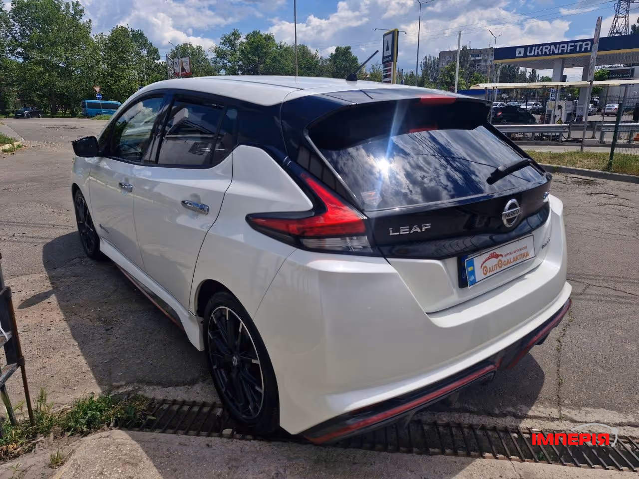 Nissan Leaf - фото 7
