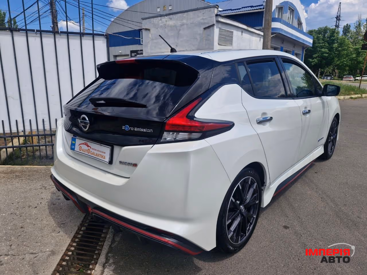 Nissan Leaf - фото 5