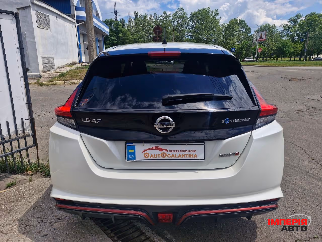 Nissan Leaf - фото 4