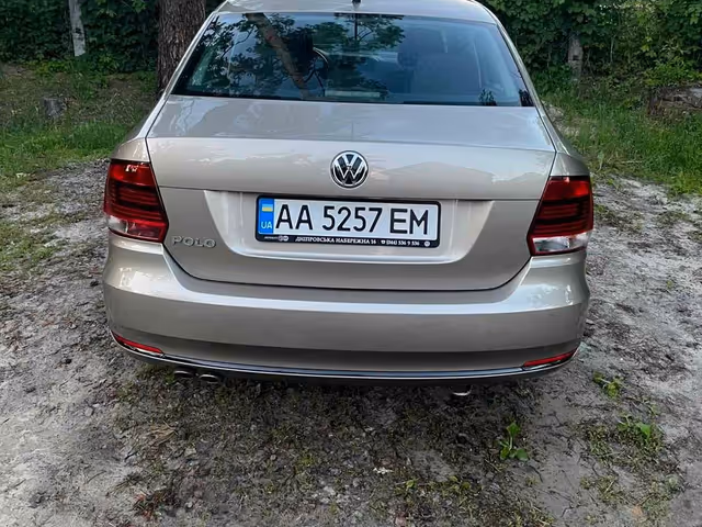 Volkswagen Polo - фото 3