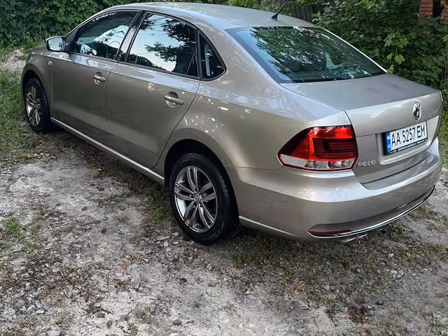 Volkswagen Polo - фото 2