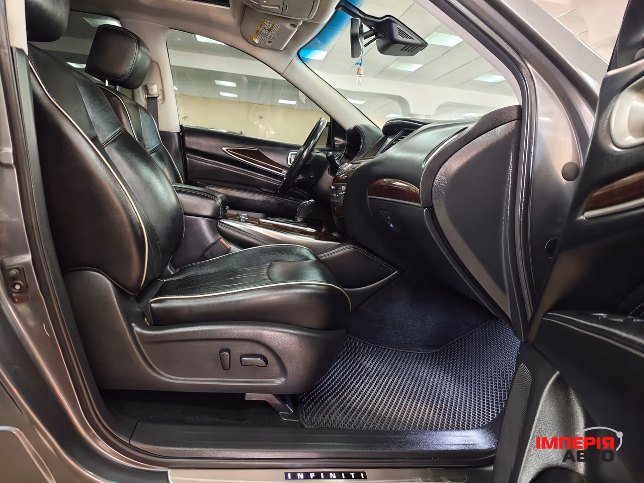 Infiniti QX60 - фото 6