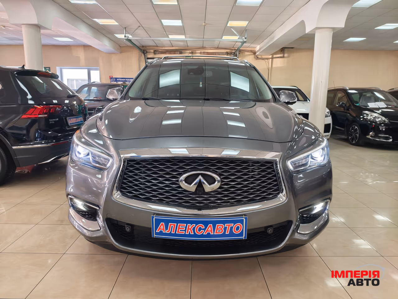 Infiniti QX60 - фото 5