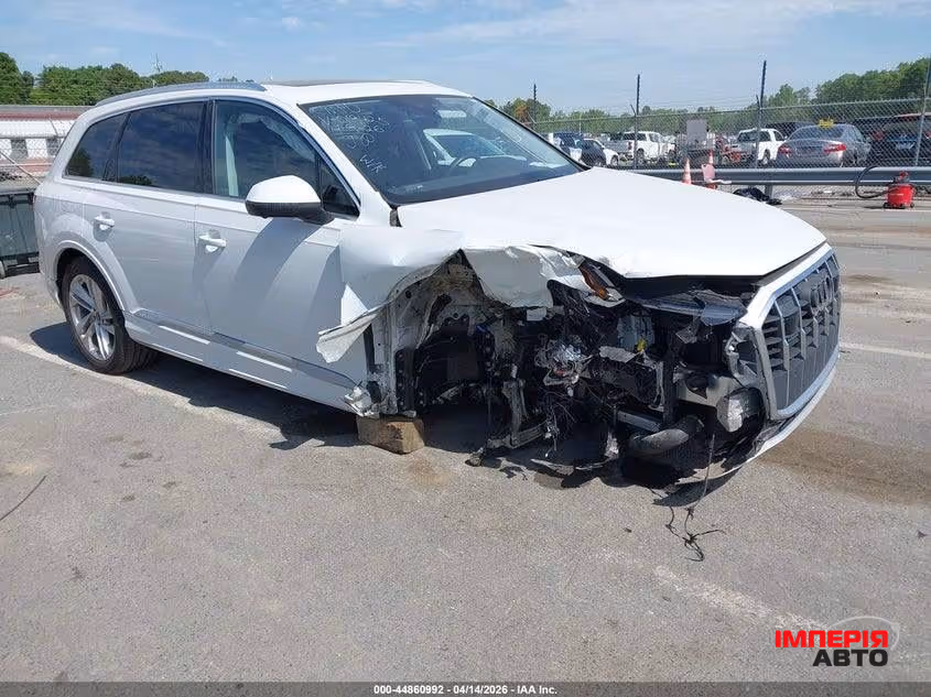 Audi Q7 - фото 2
