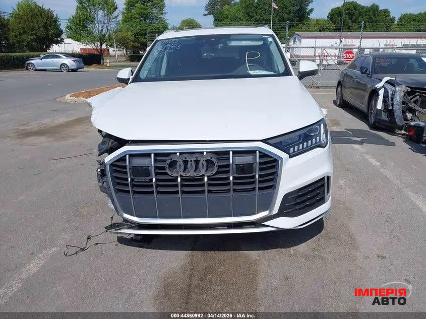 Audi Q7 - фото 6