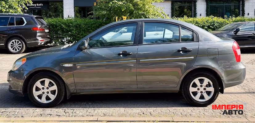 Hyundai Accent - фото 3