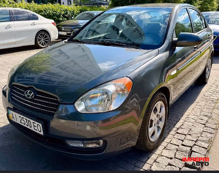 Hyundai Accent - фото 1