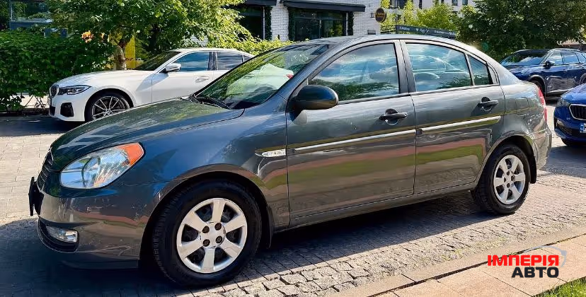 Hyundai Accent - фото 2