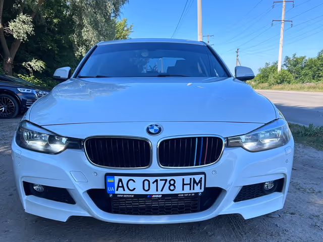 BMW 3 серії - фото 1