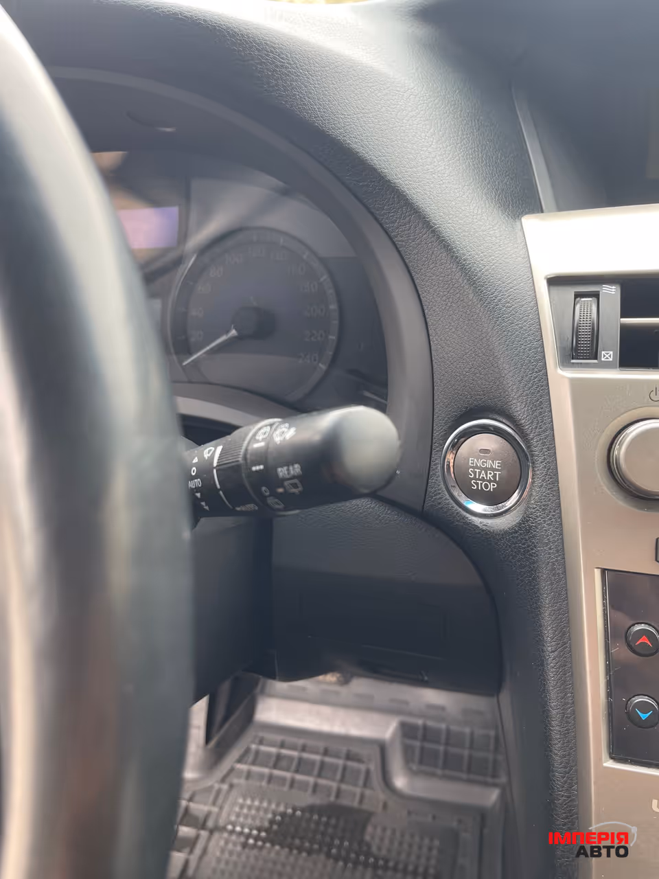 Lexus RX - фото 22