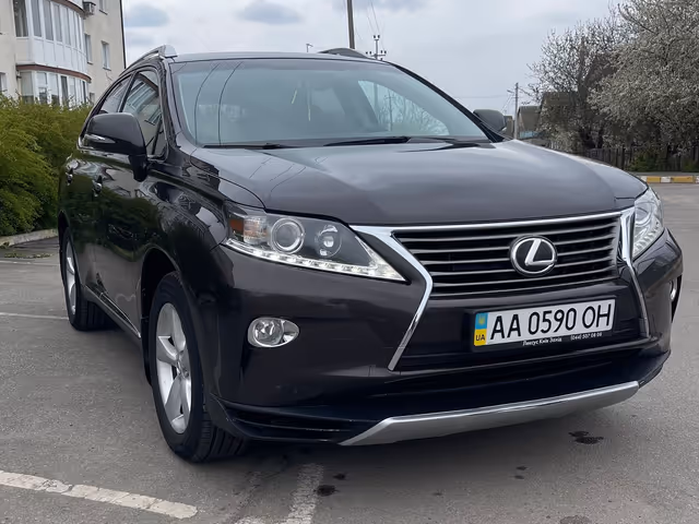 Lexus RX - фото 1