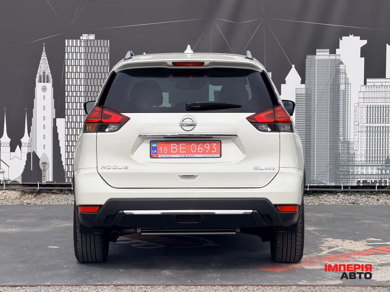 Nissan Rogue - фото 4