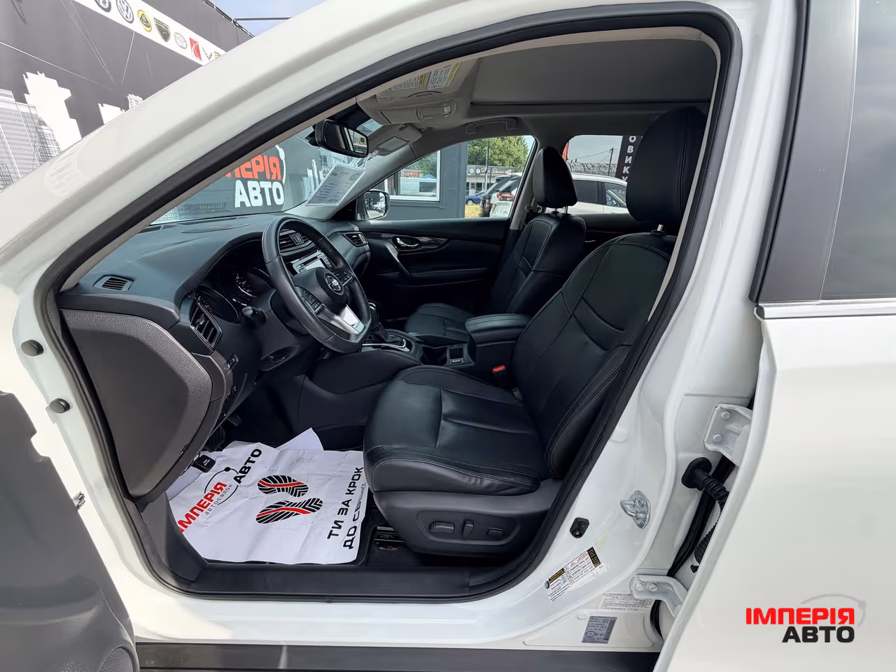 Nissan Rogue - фото 10