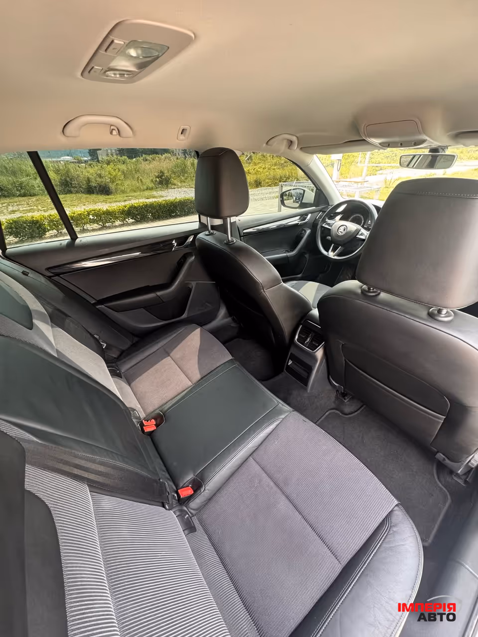 Skoda Octavia - фото 9