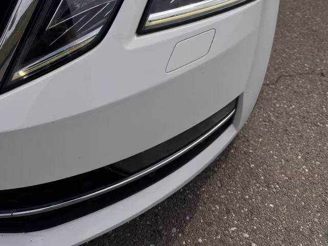 Skoda Octavia - фото 3