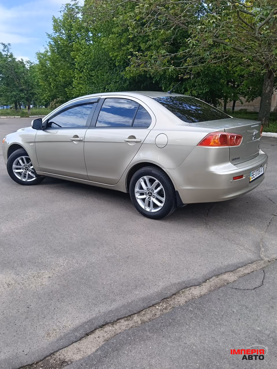 Mitsubishi Lancer - фото 7