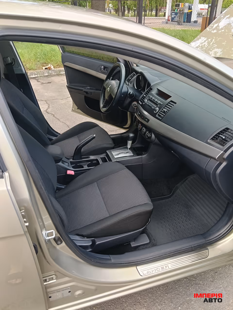 Mitsubishi Lancer - фото 31