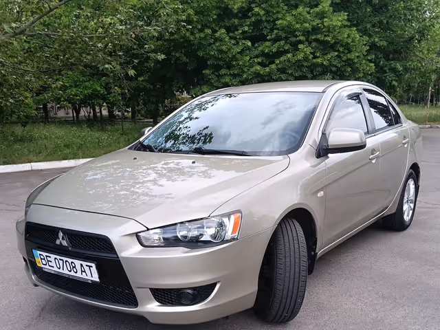 Mitsubishi Lancer - фото 4