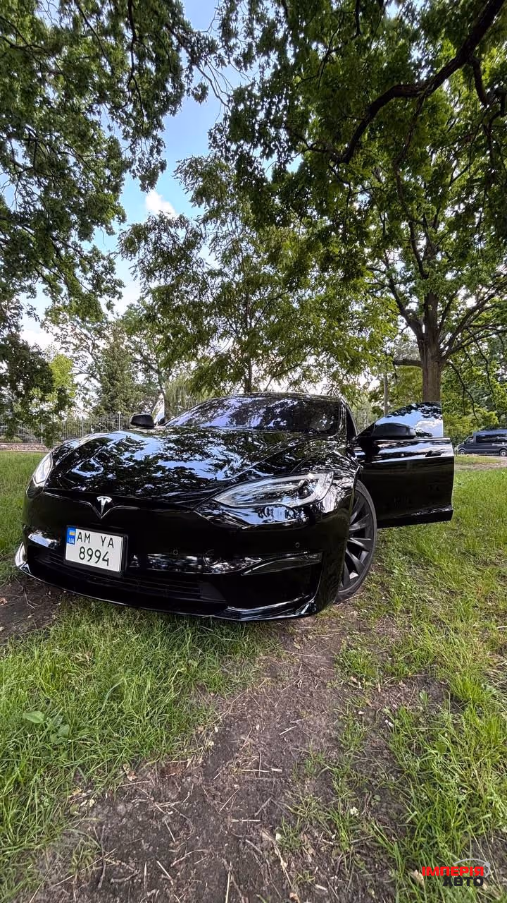 Tesla Model S - фото 27