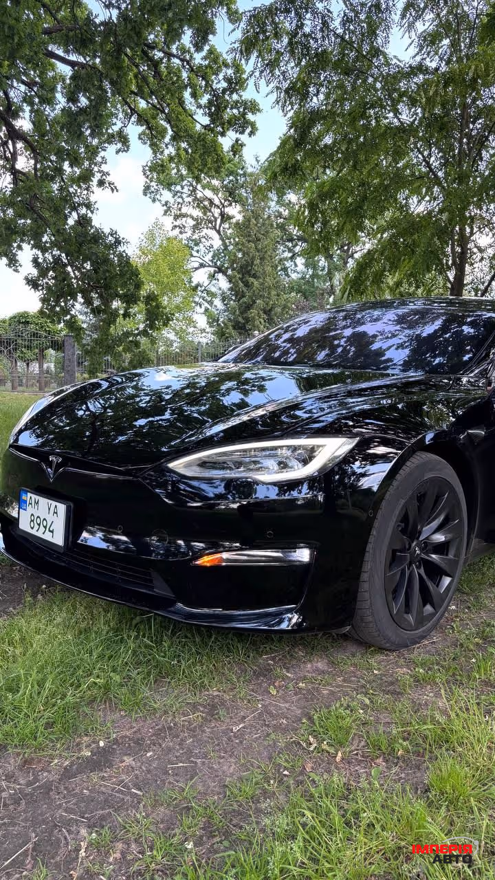 Tesla Model S - фото 24