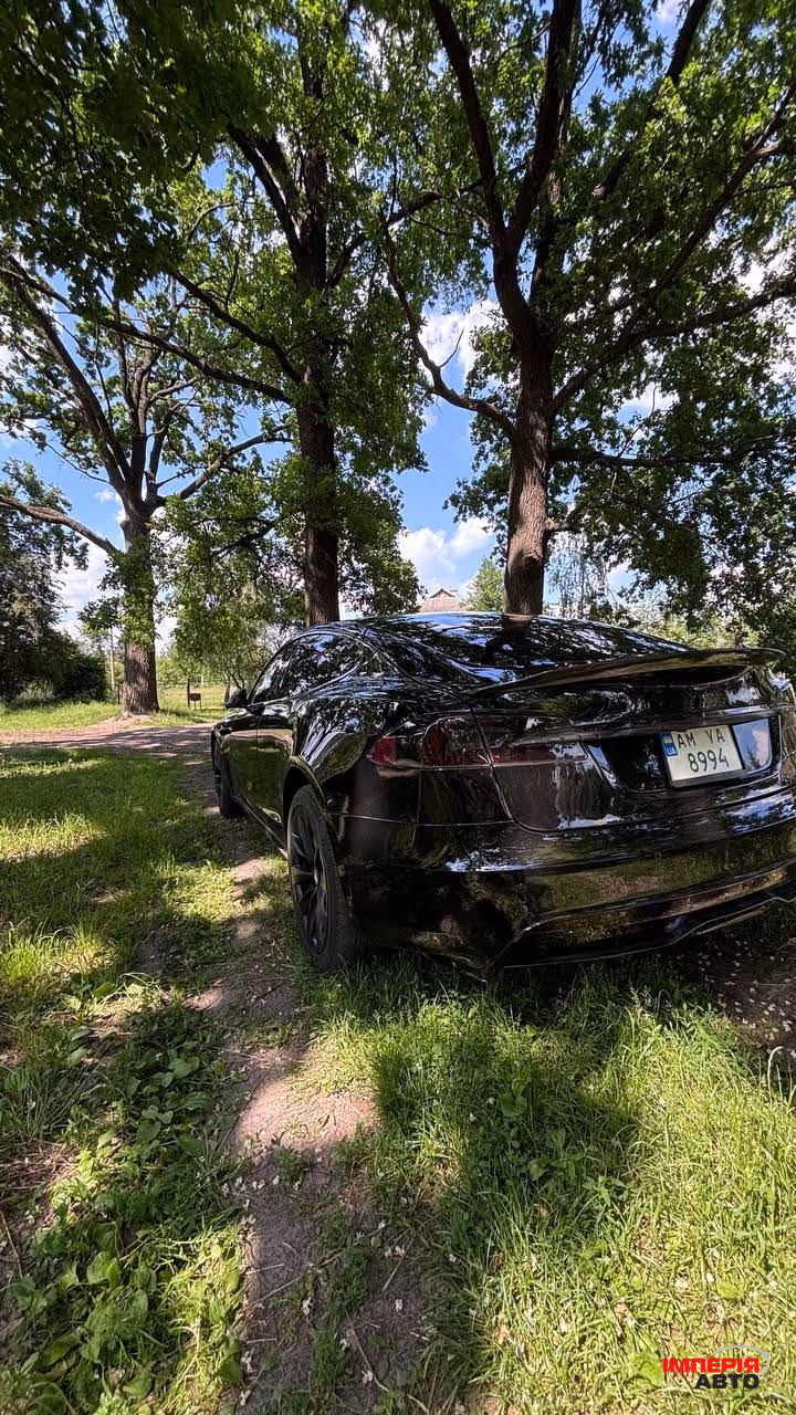 Tesla Model S - фото 36