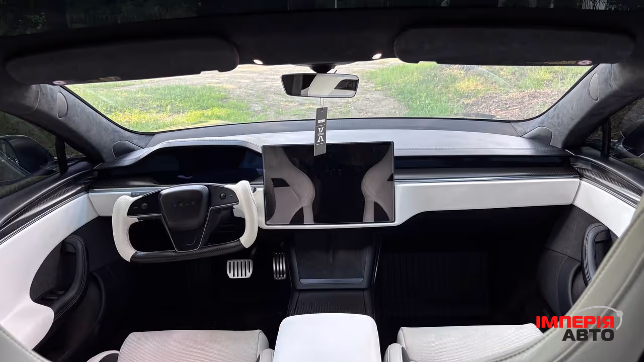 Tesla Model S - фото 15