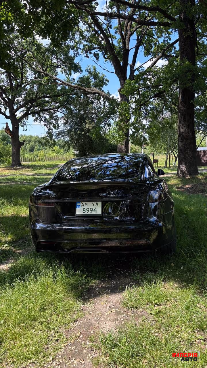 Tesla Model S - фото 32
