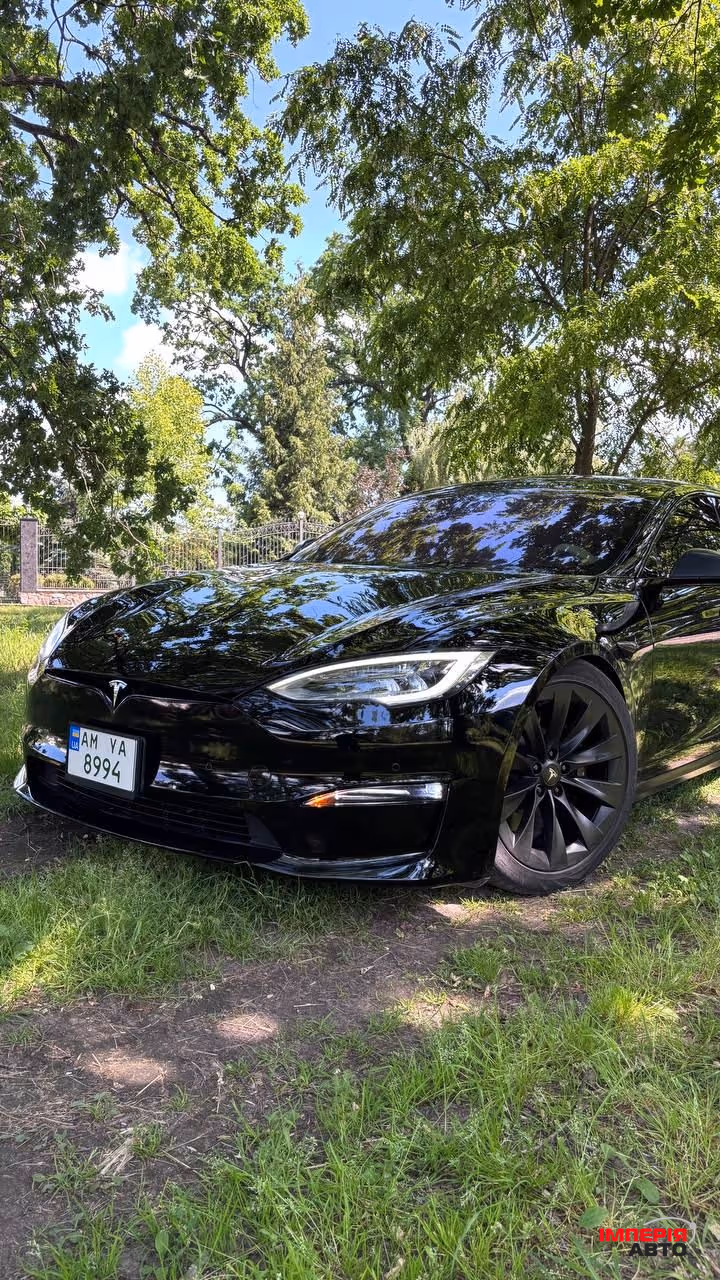 Tesla Model S - фото 23