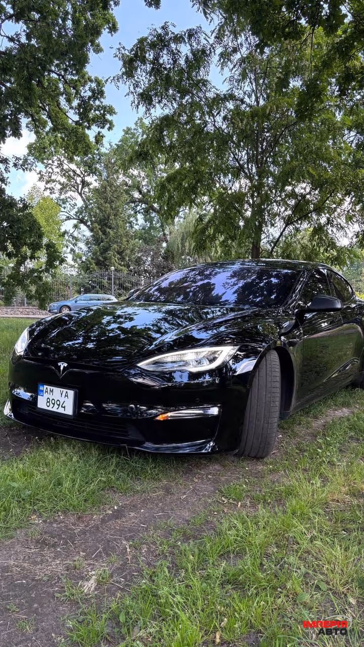 Tesla Model S - фото 39