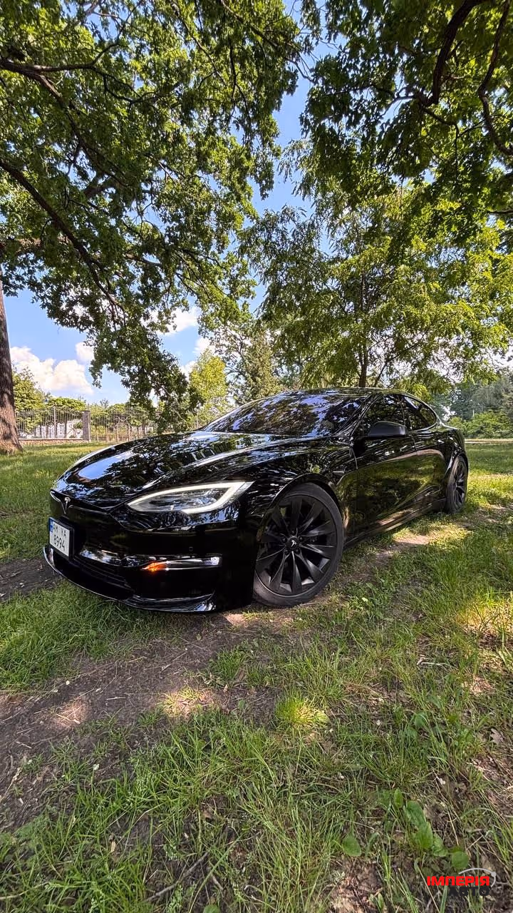 Tesla Model S - фото 25