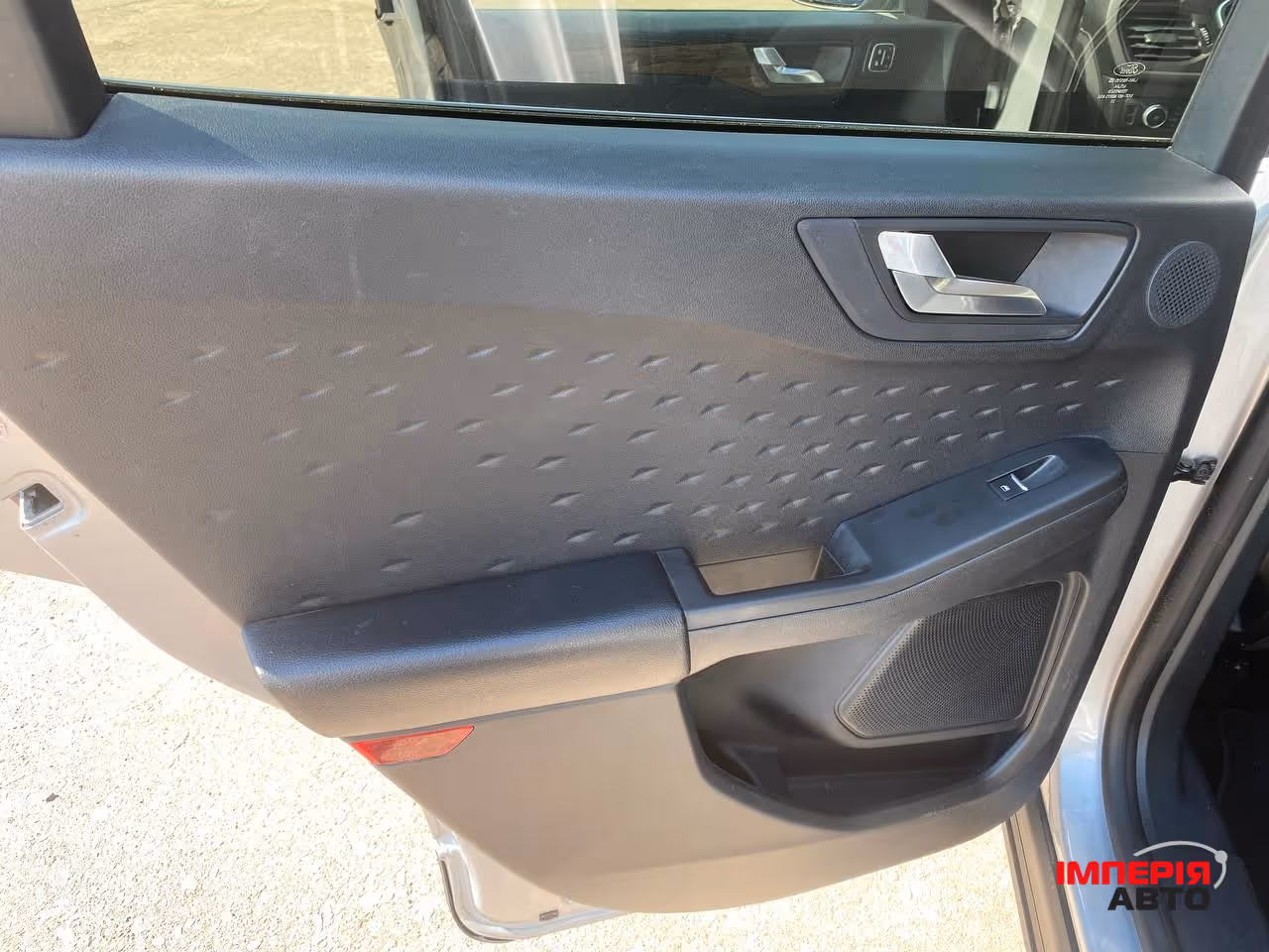 Ford Escape - фото 22