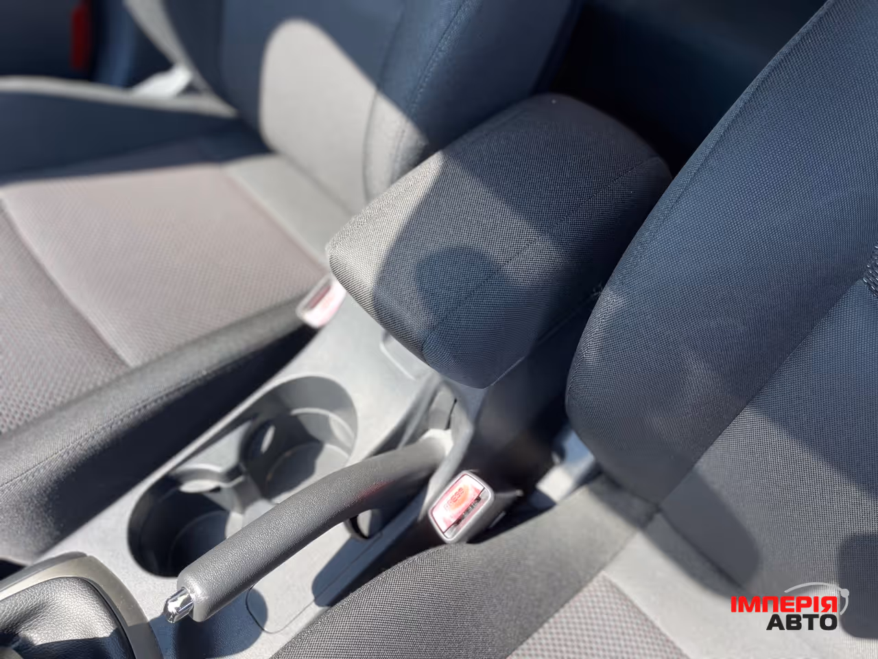 Hyundai i30 - фото 27
