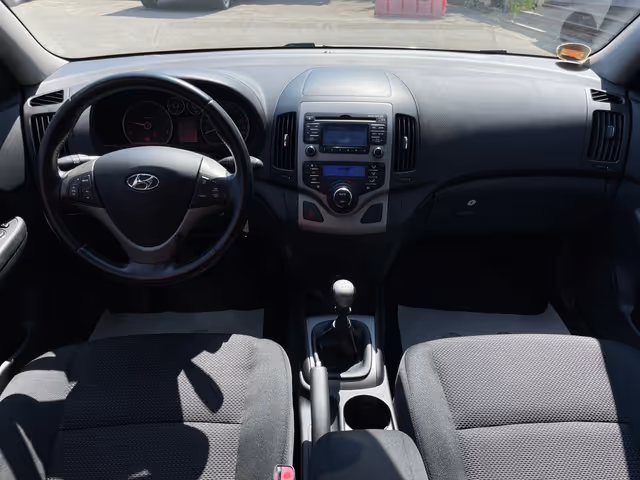 Hyundai i30 - фото 3