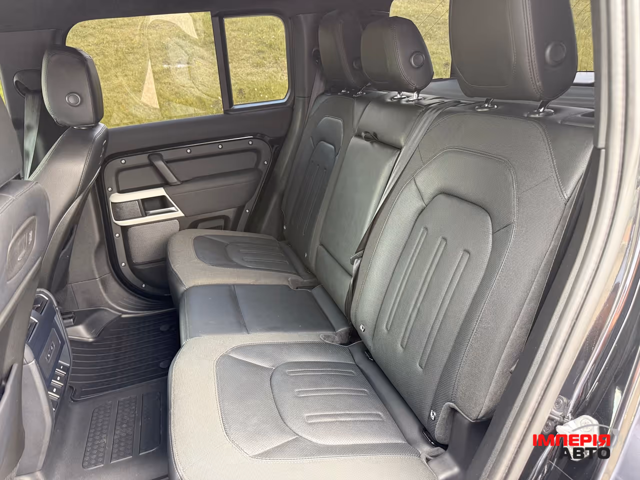 Land Rover Defender - фото 24
