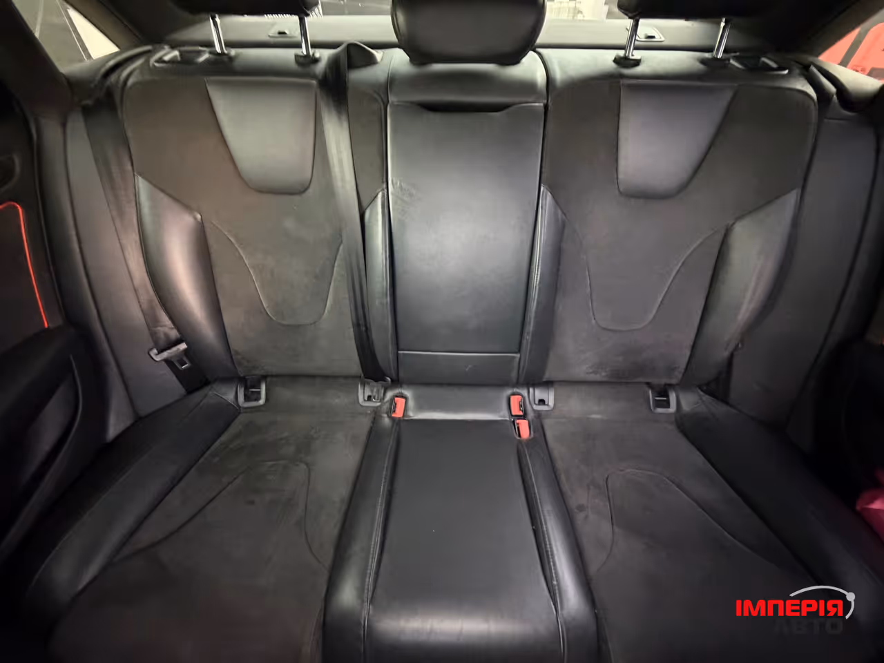 Audi S4 - фото 12