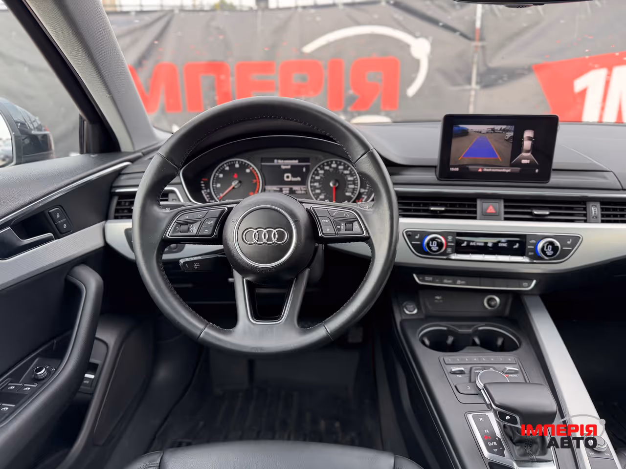 Audi A4 - фото 16