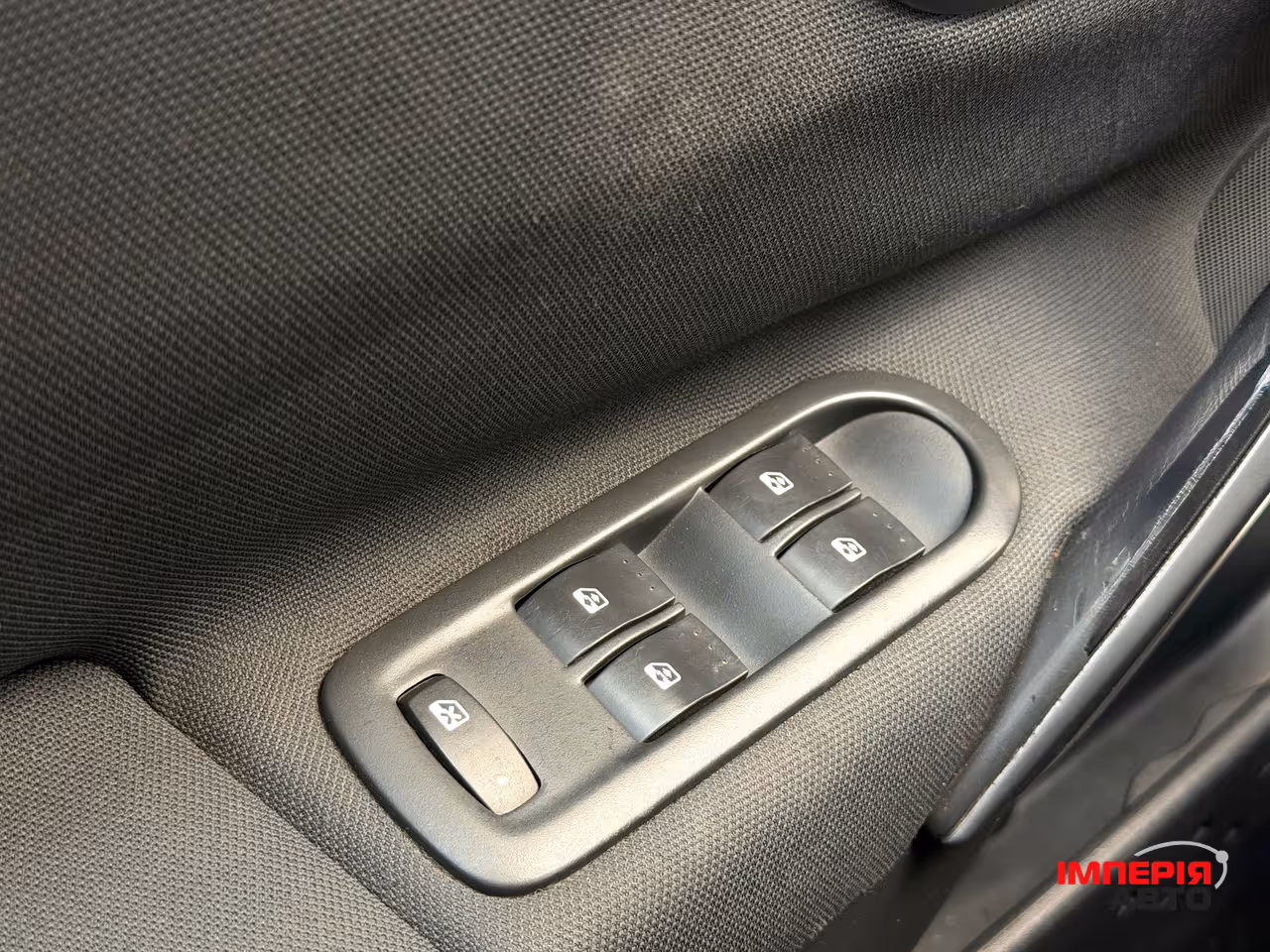 Renault Megane - фото 20