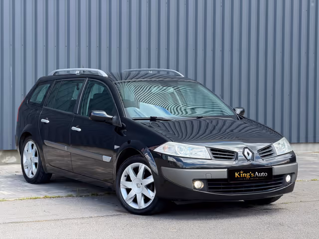 Renault Megane - фото 1