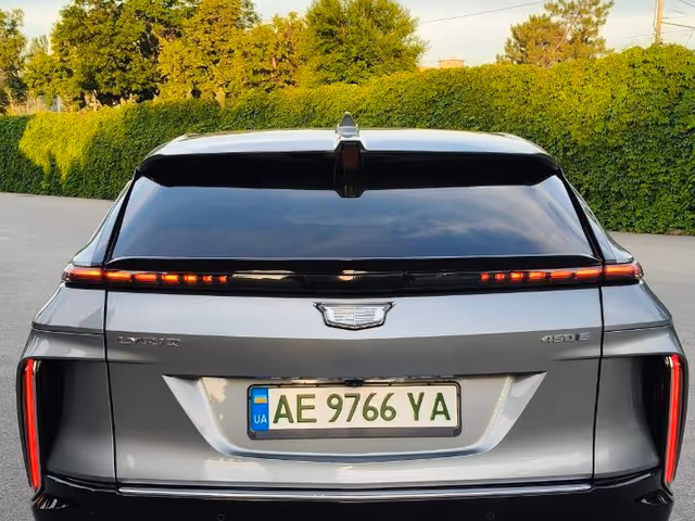 Cadillac Lyriq - фото 5
