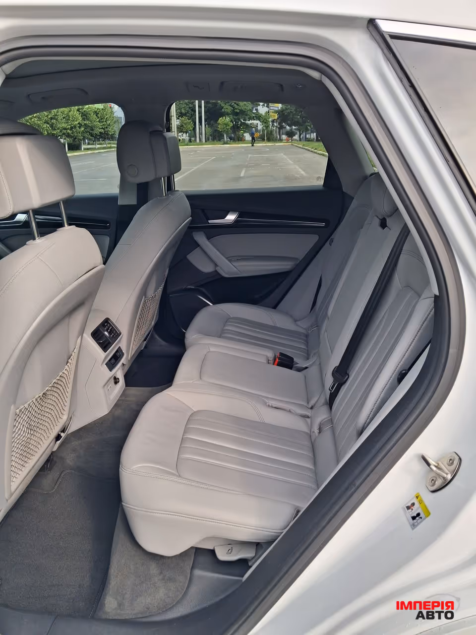 Audi Q5 Sportback - фото 8