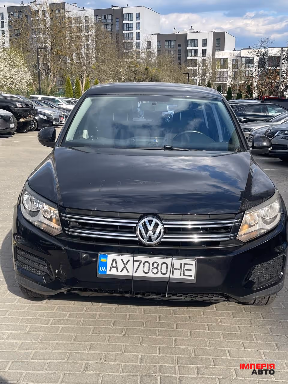 Volkswagen Tiguan - фото 1