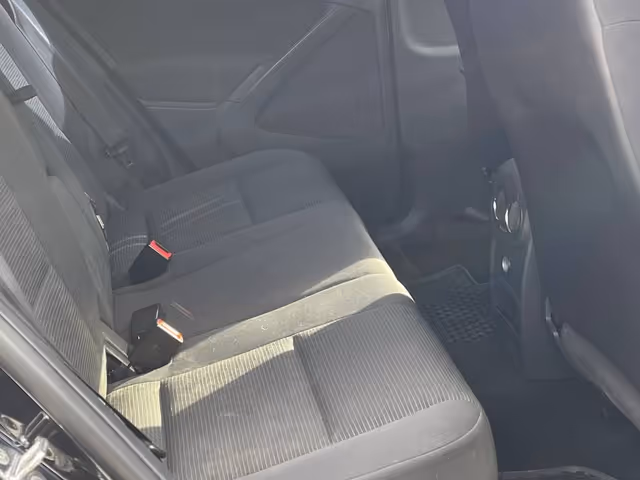 Volkswagen Tiguan - фото 5