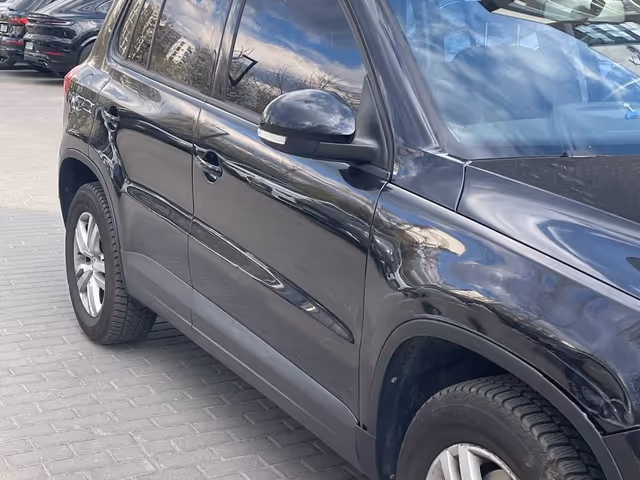 Volkswagen Tiguan - фото 3
